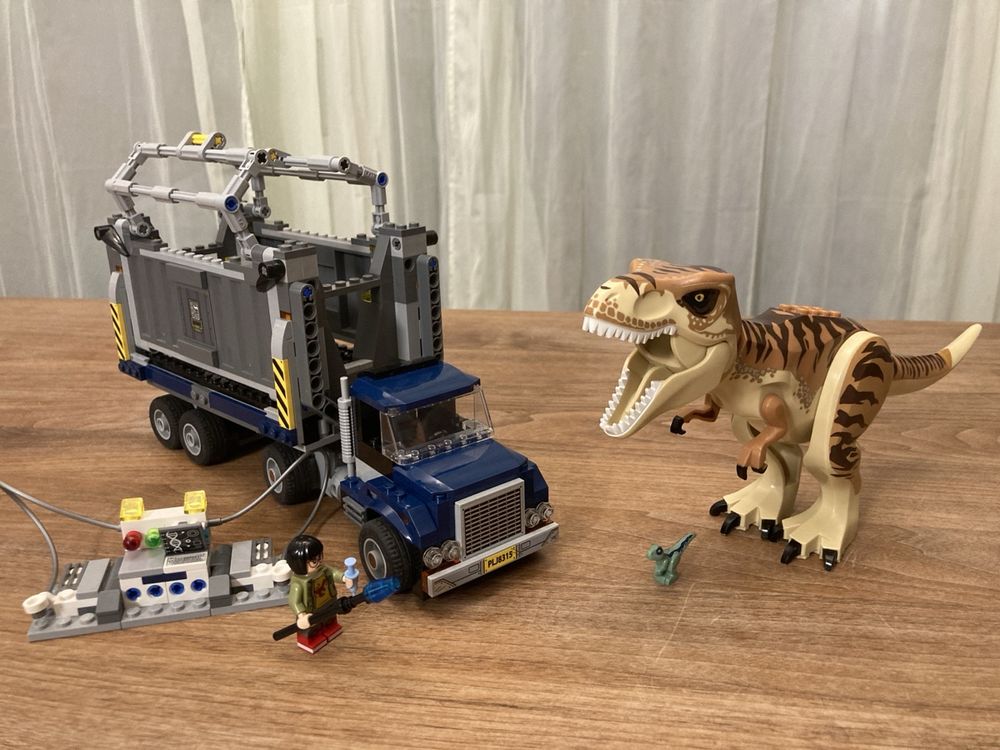 T. Rex Transport - Lego Jurassic World - 75933 (Gebraucht) in luzern ...