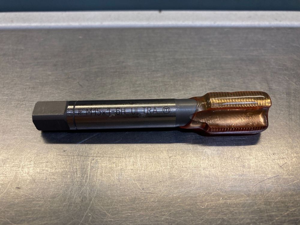 Aceteel Gewindebohrer M15 X 0,5mm HSS - Metrischer Maschinengewindebohler Rechts