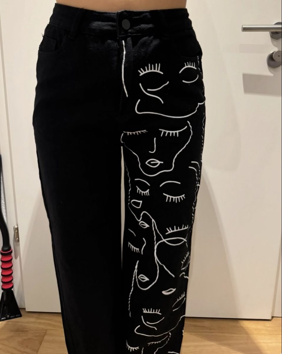 Shein Jeans: Jeans noir à motifs – Nuovo (secondo la descrizione) da Attalens venduto da bazar_de_giada 1