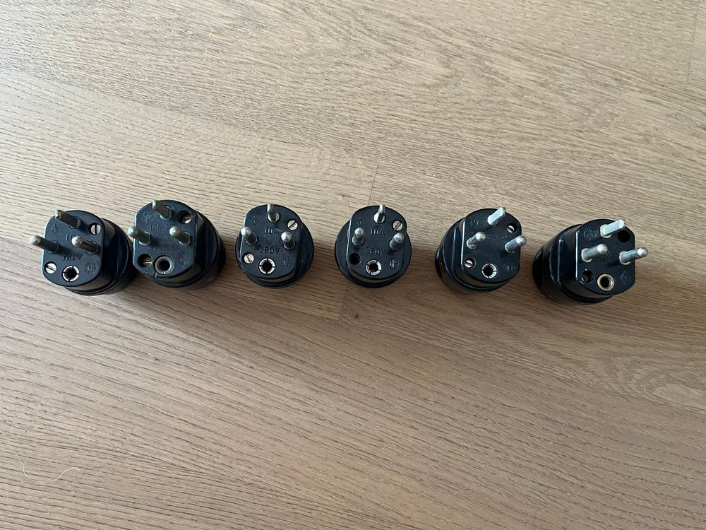 Stecker: 6 alte 380V-Stecker – Gebraucht aus Muralto von Soundwave 1