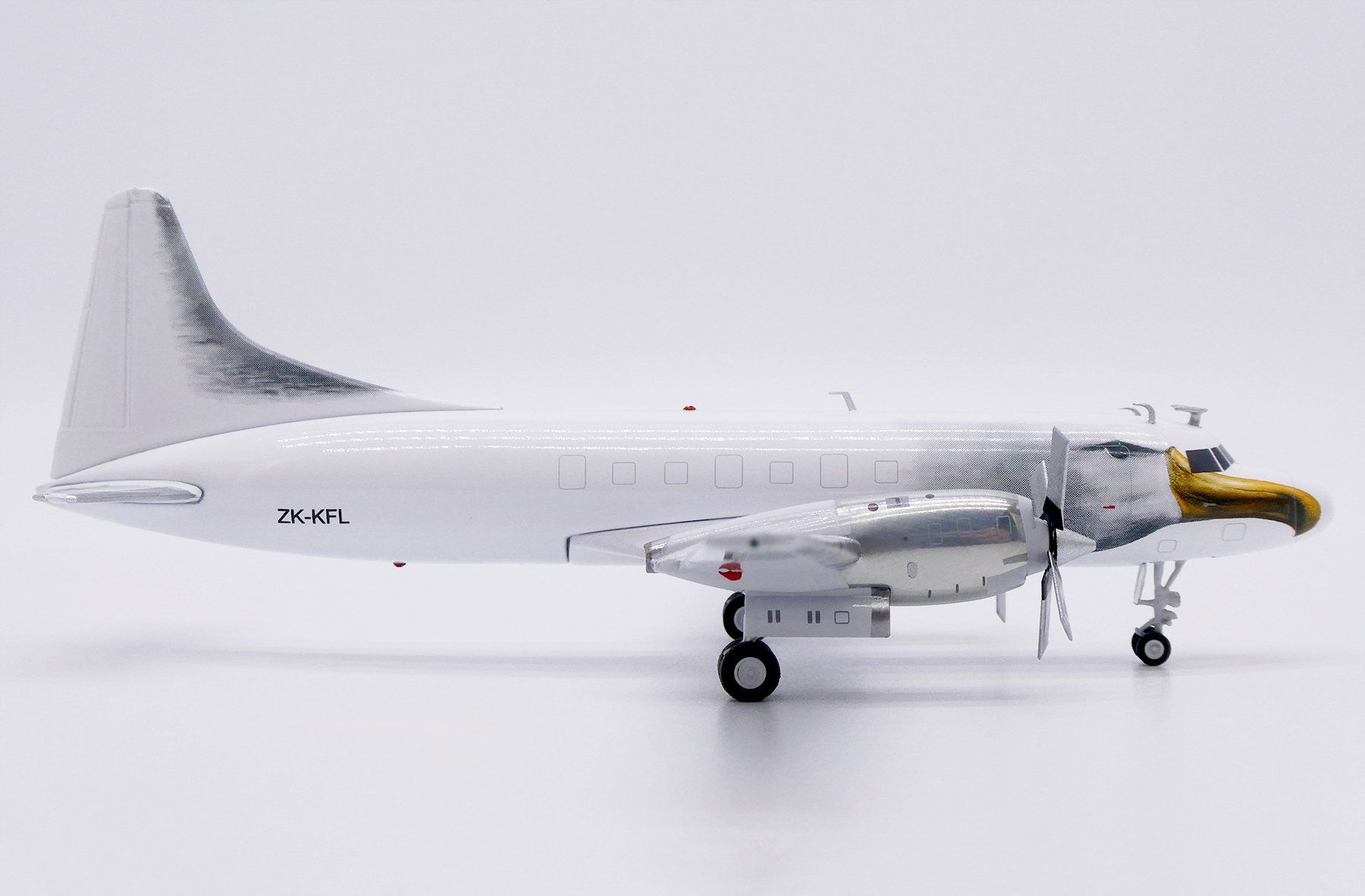 Kit di modellismo & Modellini statici: ConvairCV-580 Air CHATHAMS – Nuovo e nell'imballaggio originale da Morges venduto da iljamuromez 1