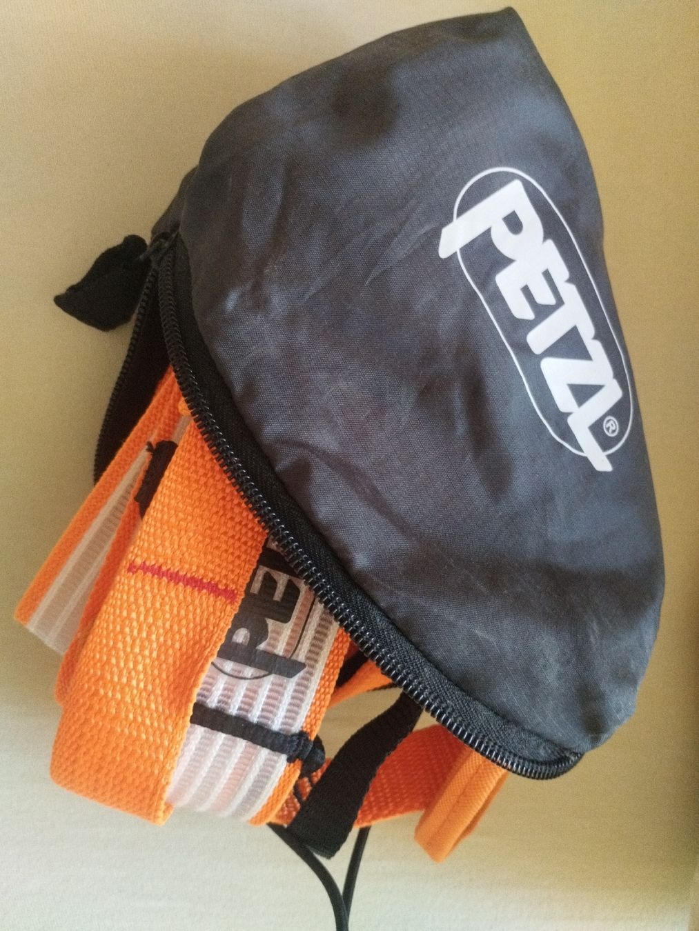 Petzl Attrezzatura da arrampicata: Petzl Hochtourengurt – Nuovo (secondo la descrizione) da Schaffhausen venduto da claki0 2