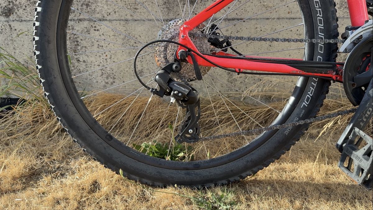 Vélos: Specialized Pitch Mountain Bike Red Good Condition – D'occasion à le Noirmont par Andreybelfor 5