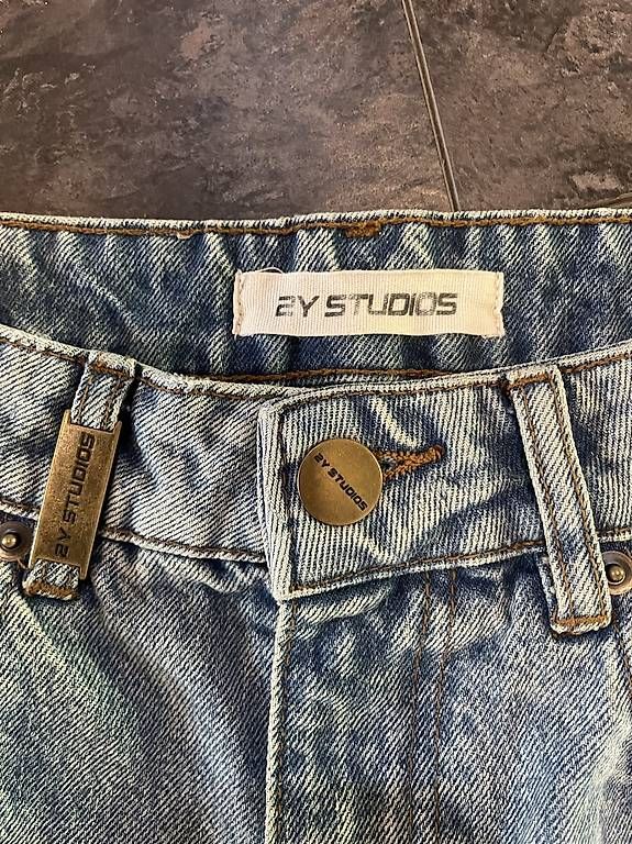 Hosen: Neue Baggy Jeans, Grösse 28 – Gebraucht aus Rüschegg Heubach von sharky81 2