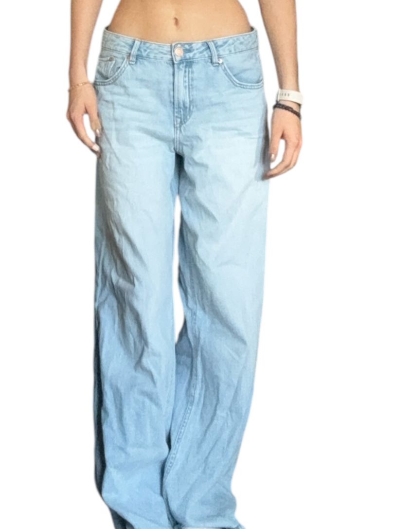 Stradivarius Jeans: Jeans Damen hellblau weit Bein Grösse 38 neu – Nuovo (secondo la descrizione) da Langenthal venduto da hih_sfd7