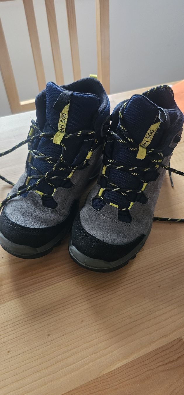 Scarpe per ragazzi: Quechua Wanderschuhe Kind Grösse 35 – Usato da Beckenried venduto da san_27bd
