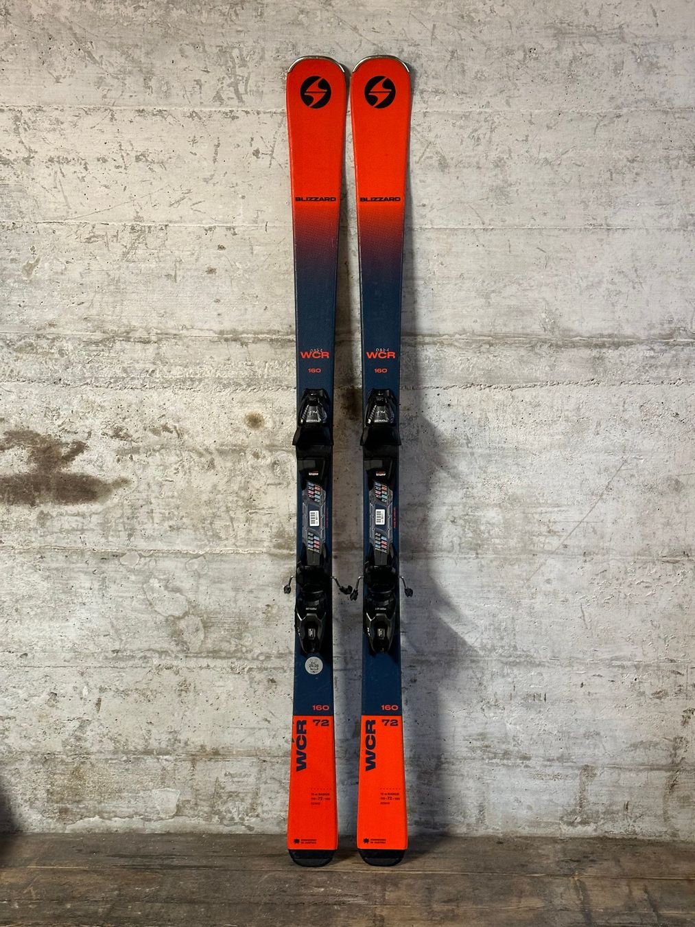 Blizzard Sci: Blizzard WCR Ski 160CM 2023 – Usato da Emmenbrücke venduto da karkarkar