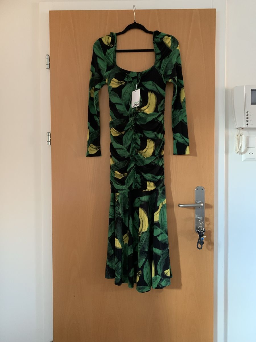 Ganni Vestiti: Robe motif banane Ganni – Nuovo e nell'imballaggio originale da Genève venduto da vic_s9c5 1