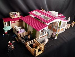 SCHLEICH Reiterhof