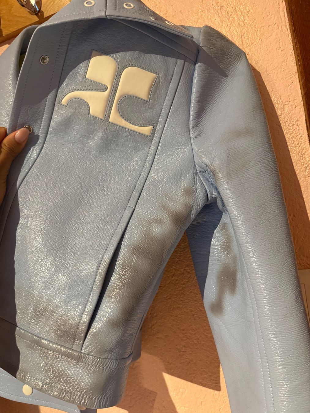 Jacken: Veste Courrèges – Defekt aus Kilchberg ZH von rac_q8jf 1