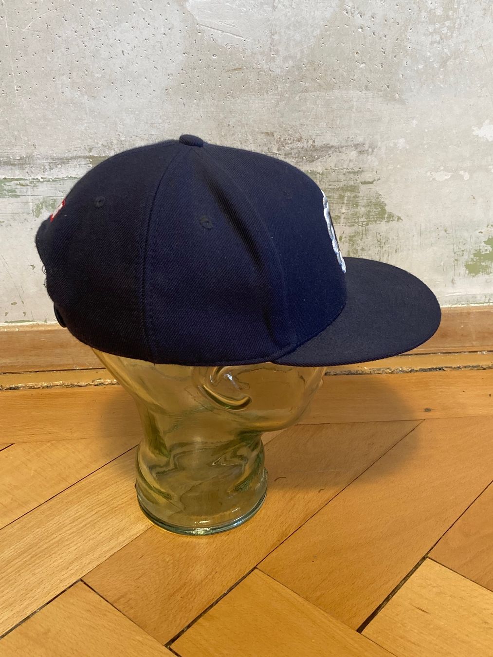 Copricapi, berretti & cappellini: Vintage Y2K 6-Panel Snapback Sneakerhead La'clas – Usato da Zürich venduto da le_souk 3