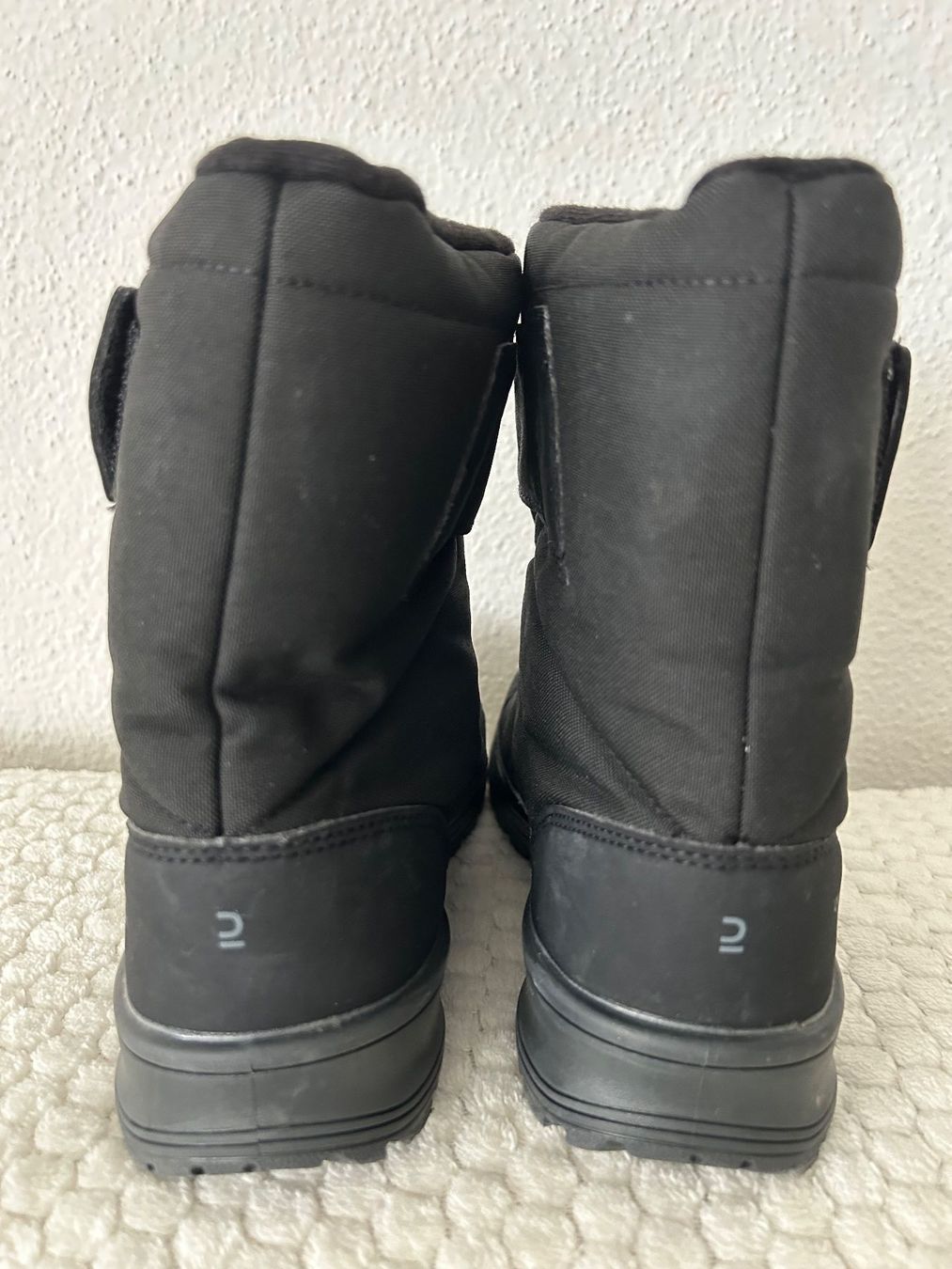 Scarpe per ragazzi: Winterschuhe Schneestiefel Quechua Gr. 33 – Usato da Zürich venduto da Aengely 1