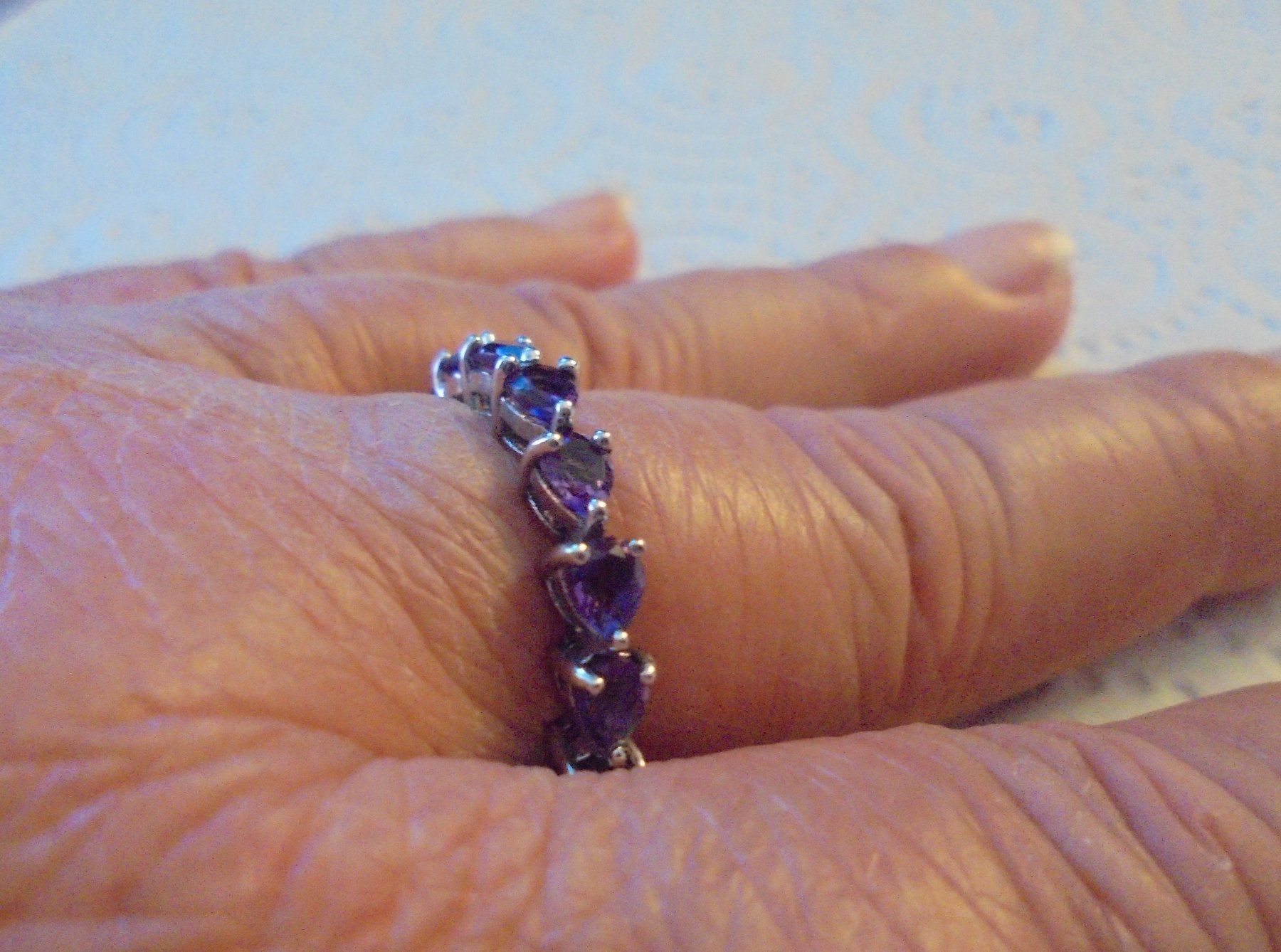 Anelli: Echtschmuck: Eternity-Ring mit Amethyst, 925er Sterling-Silb – Nuovo (secondo la descrizione) da Zuchwil venduto da maumauchi 8