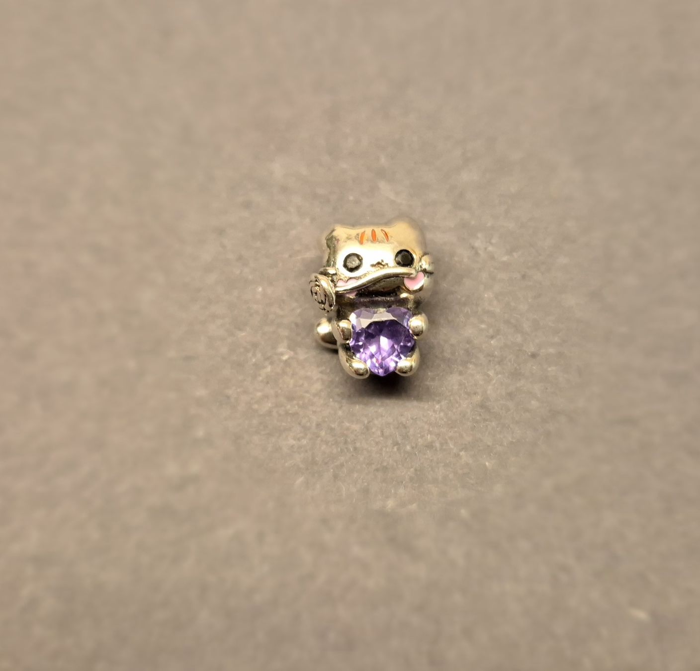 Anhänger: Silber Charm Katze mit Herz Violett +Garantie – Neu (gemäss Beschreibung) aus Rotkreuz von Carbone_Bijou-Shop