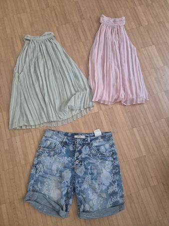 Sommerkleider Paket, 3 Teile, 2 Tops/Shirts & Jeans Shorts S