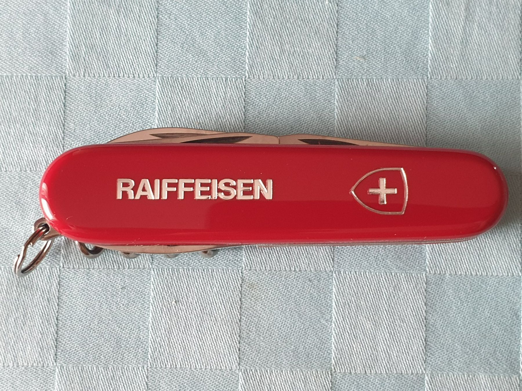 Victorinox Coltelli tascabile: Taschenmesser VICTORINOX RAIFFEISEN – Usato da Mörschwil venduto da spirspi