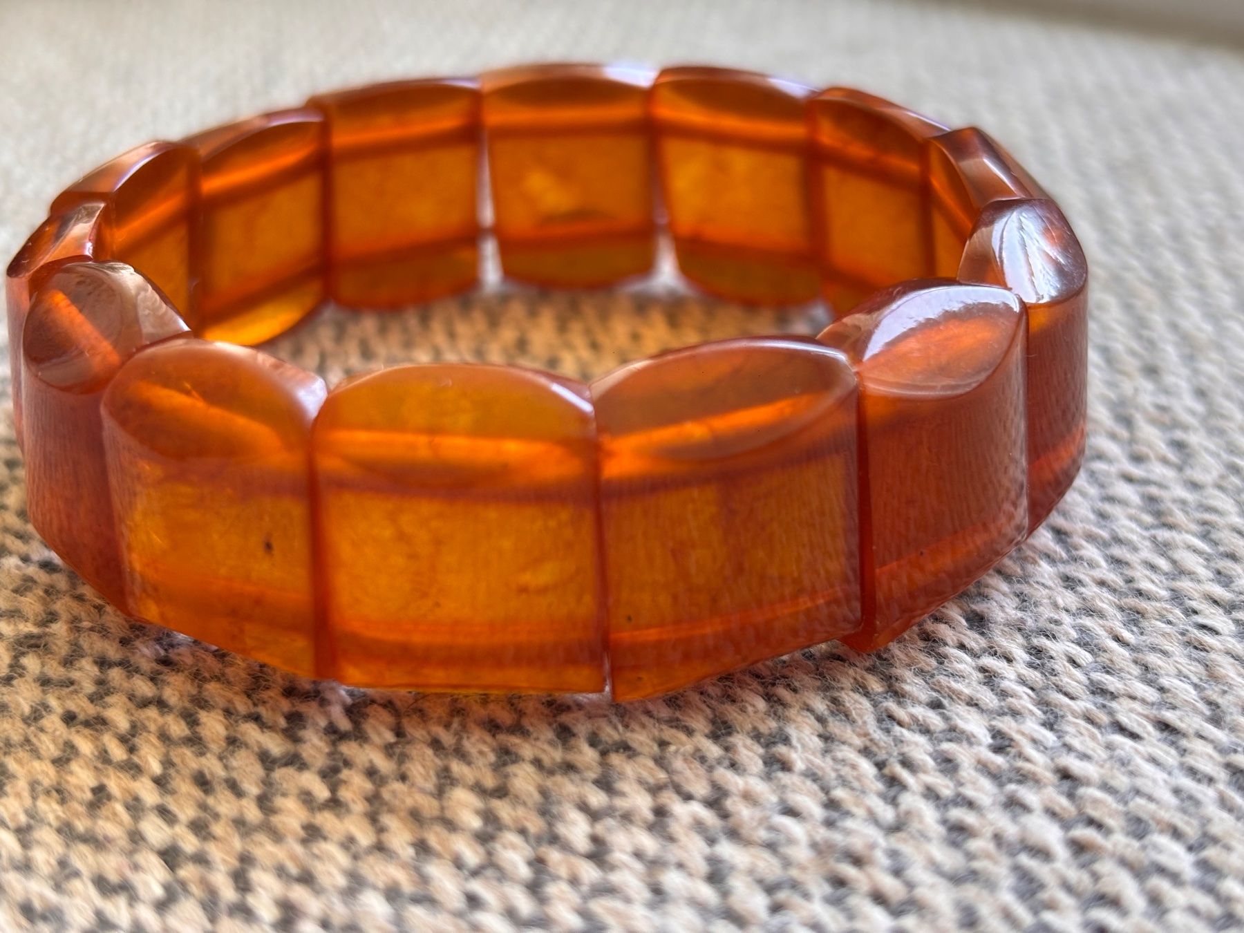 Bracciali & Braccialetti: Vintage Bernsteinarmband elastisch – Usato da Meyrin venduto da jess.etal 3