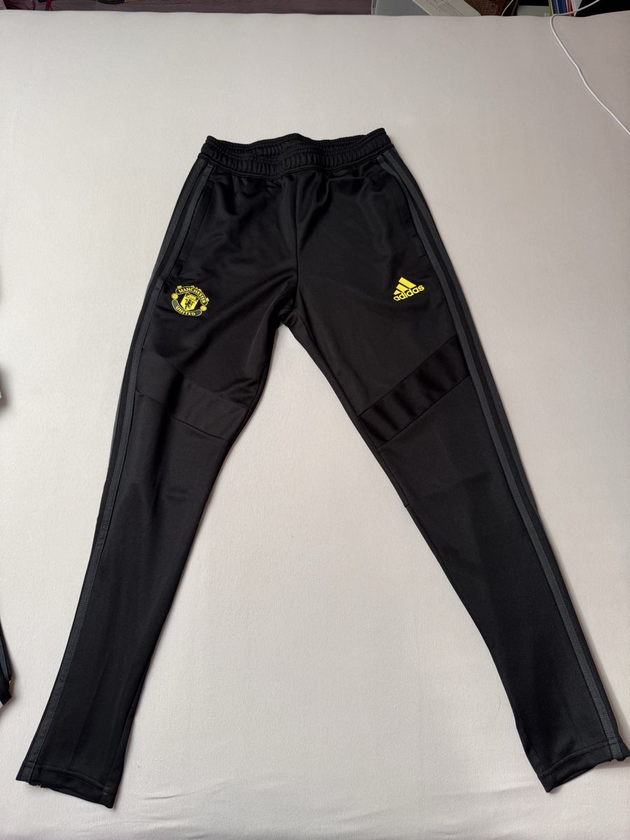 Adidas Leibchen & Hosen: Ensemble Manchester United S – Neu und originalverpackt aus Porrentruy von fee_24 4
