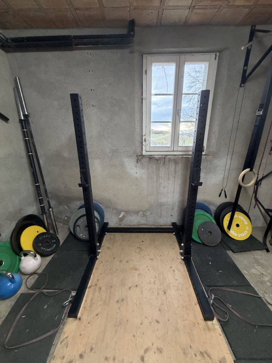 Cross Equip Hometrainer: Crossfit Halfrack Crossequip – Usato da Düdingen venduto da Lekubla 2