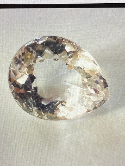 Pierres précieuses: hellorange-rosa Morganit - 8.62 ct – D'occasion à Birsfelden par edw_2mjn