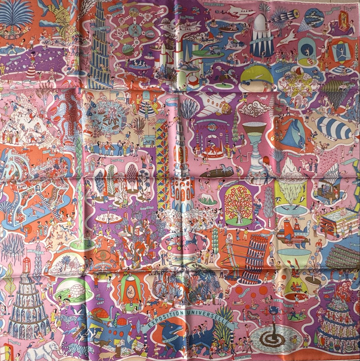 Hermès Foulard & Sciarpe: Hermès carré neuf Exposition Universelle – Nuovo e nell'imballaggio originale da Genève venduto da Allisgood