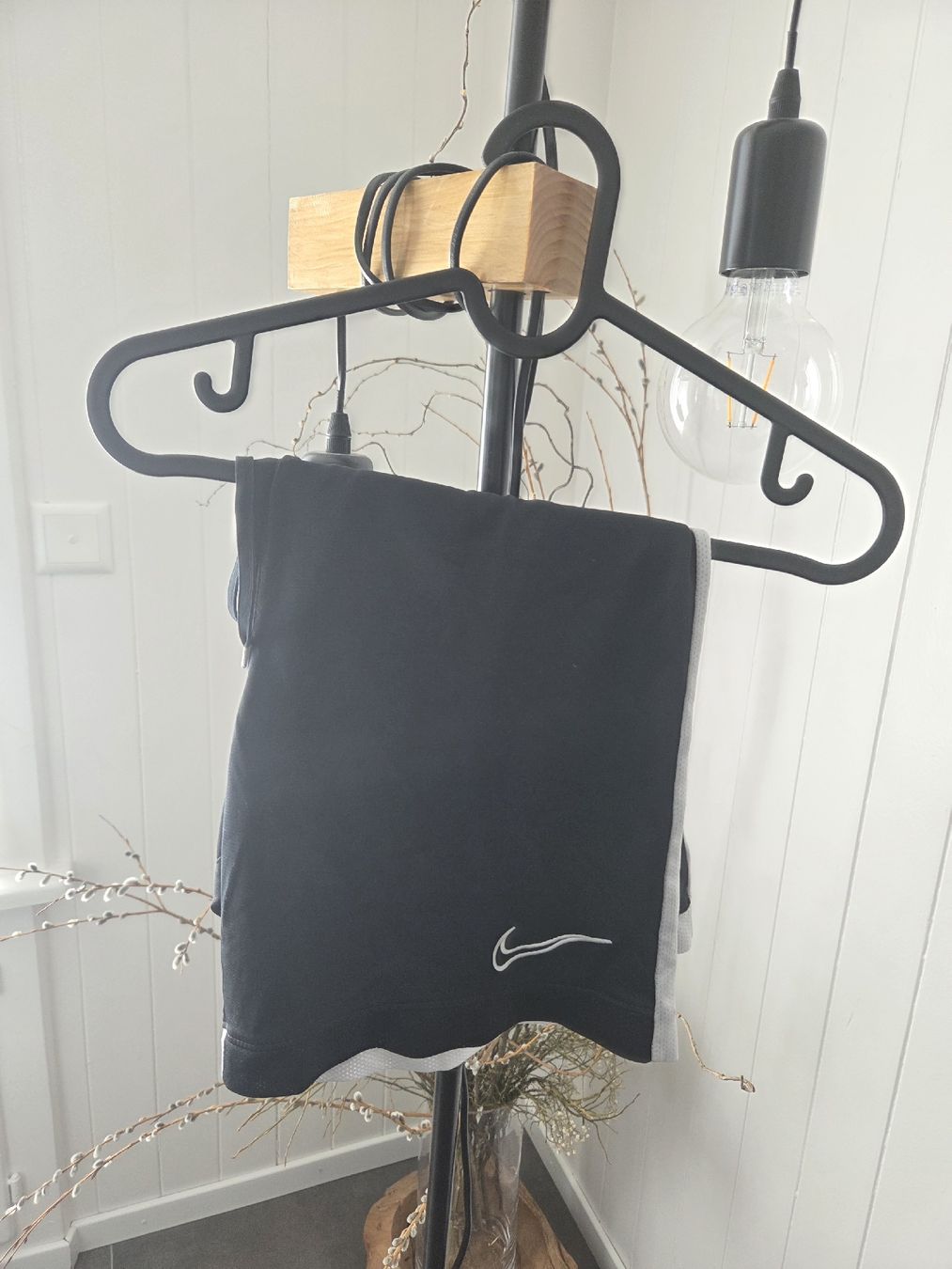 Nike Kleiderpakete: Nike DRI-FIT Set Grösse M – Gebraucht aus Alterswil FR von Agape07 1