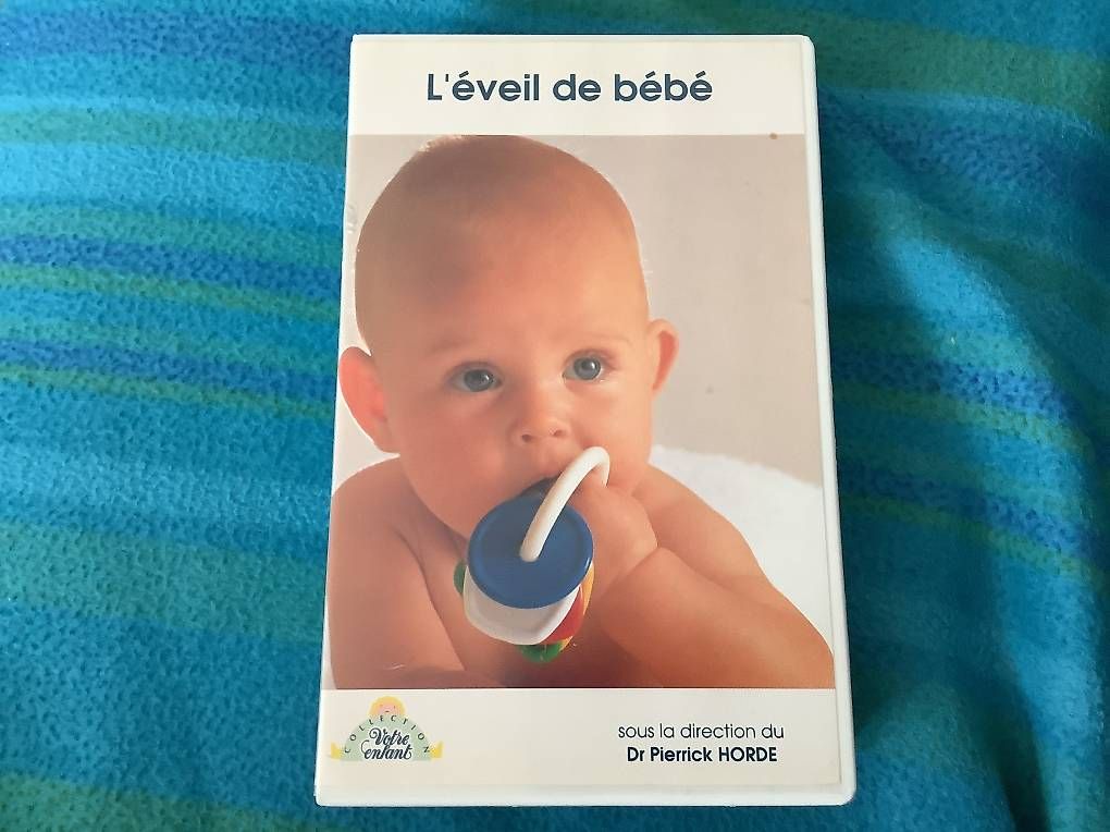 Tutti i VHS: K7 VHS l éveil de bébé – Usato da Icogne venduto da Juka
