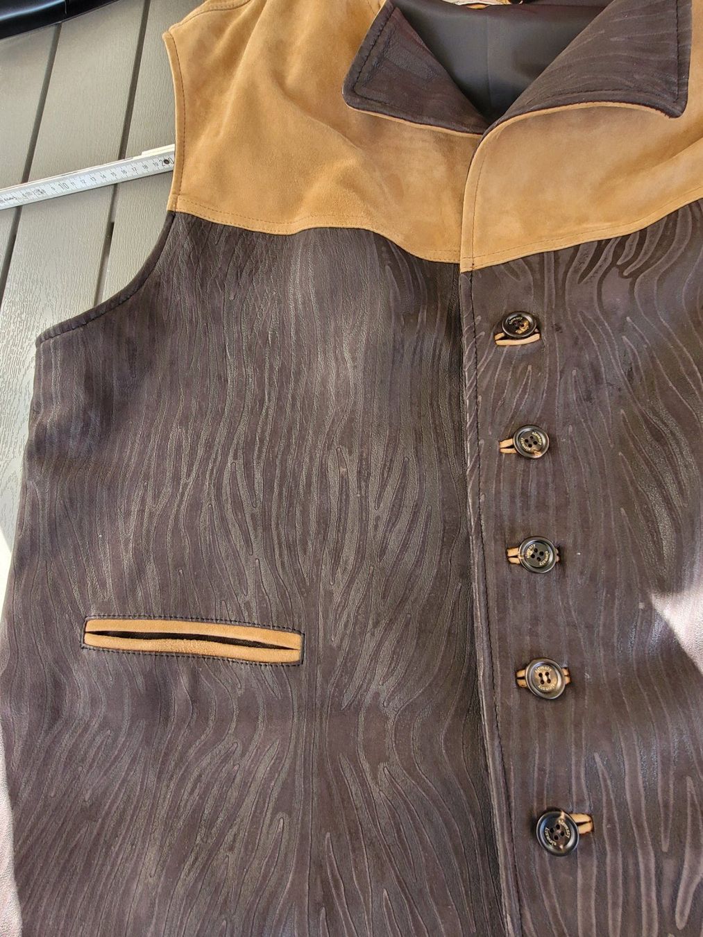 Gilets & Westen: Leder-Gilett – Neu (gemäss Beschreibung) aus Balsthal von Marche 7