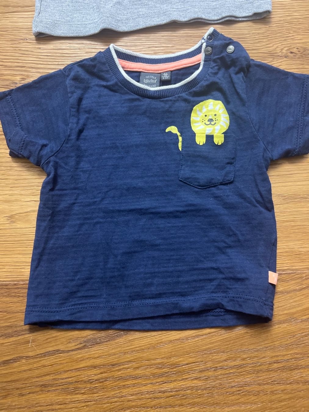 Camicie, T-shirt & Polo: 7 T-Shirts in Grösse 68 – Usato da Gipf-Oberfrick venduto da Sonne010203 1