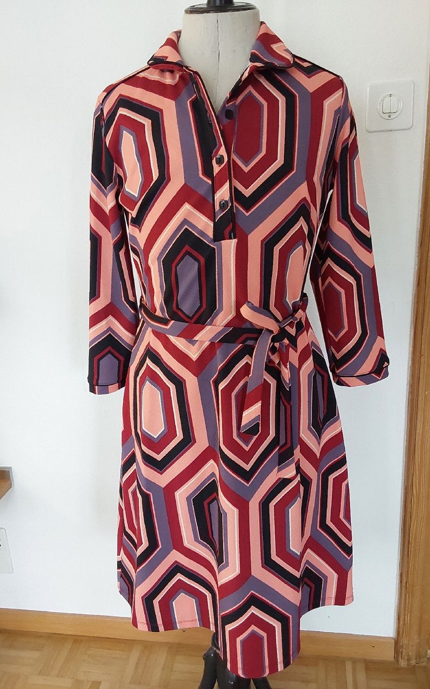 King Louie Vestiti: Kleid King Louie L Polyester – Nuovo (secondo la descrizione) da Köniz venduto da scopello12