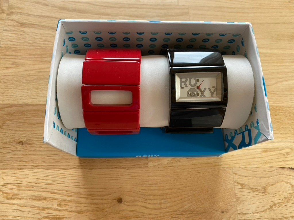 Roxy Uhren: Roxy Uhr – Neu und originalverpackt aus Lohn-Ammannsegg von Solosolution_GmbH