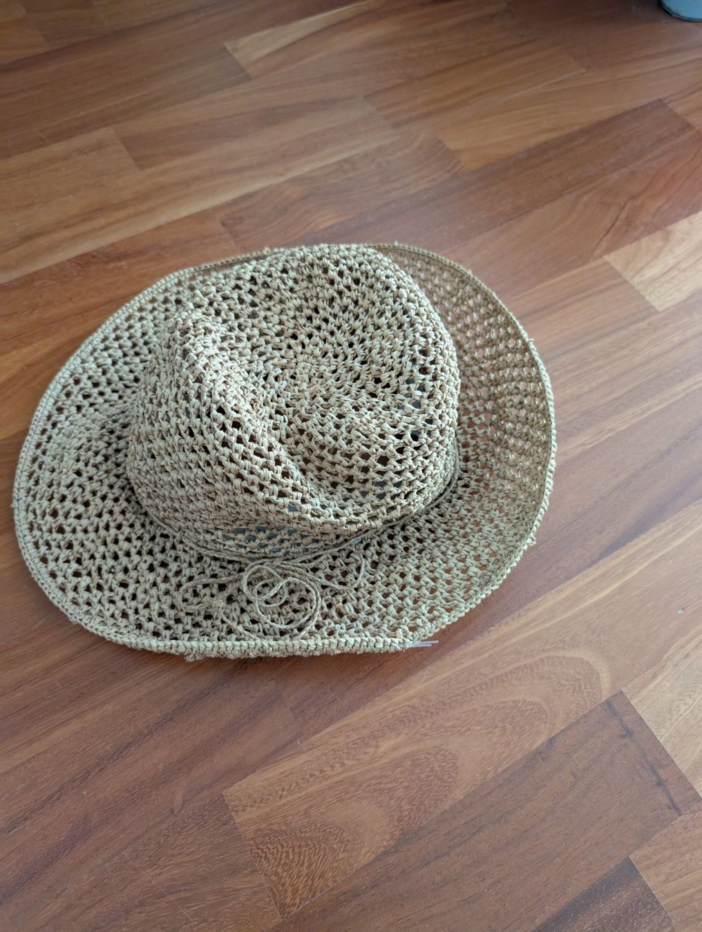Chapeaux, bonnets & casquettes: Strohhut Grosse M/L – Neuf (Voir description) à Einsiedeln par mar_6bqc 1