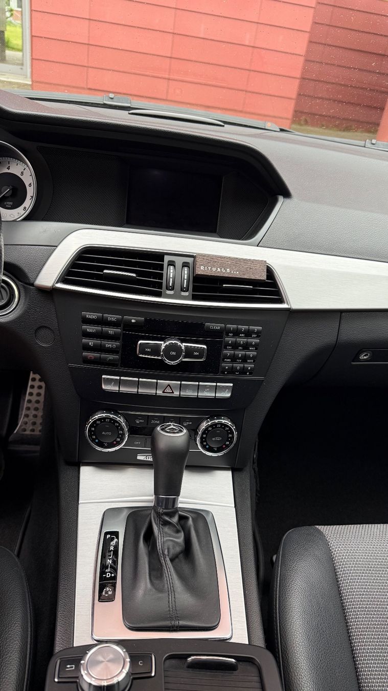 Mercedes-Benz Autos: Mercedes C180 2011 – Gebraucht aus Spreitenbach von Besi_0106. 5