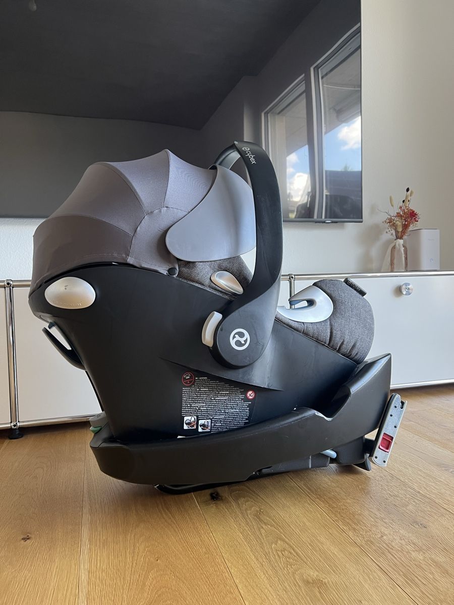 Cybex Sièges auto: CYBEX Aton Q Plus Babyschale Kindersitz  – D'occasion à Schönenbuch par retrohunter 3