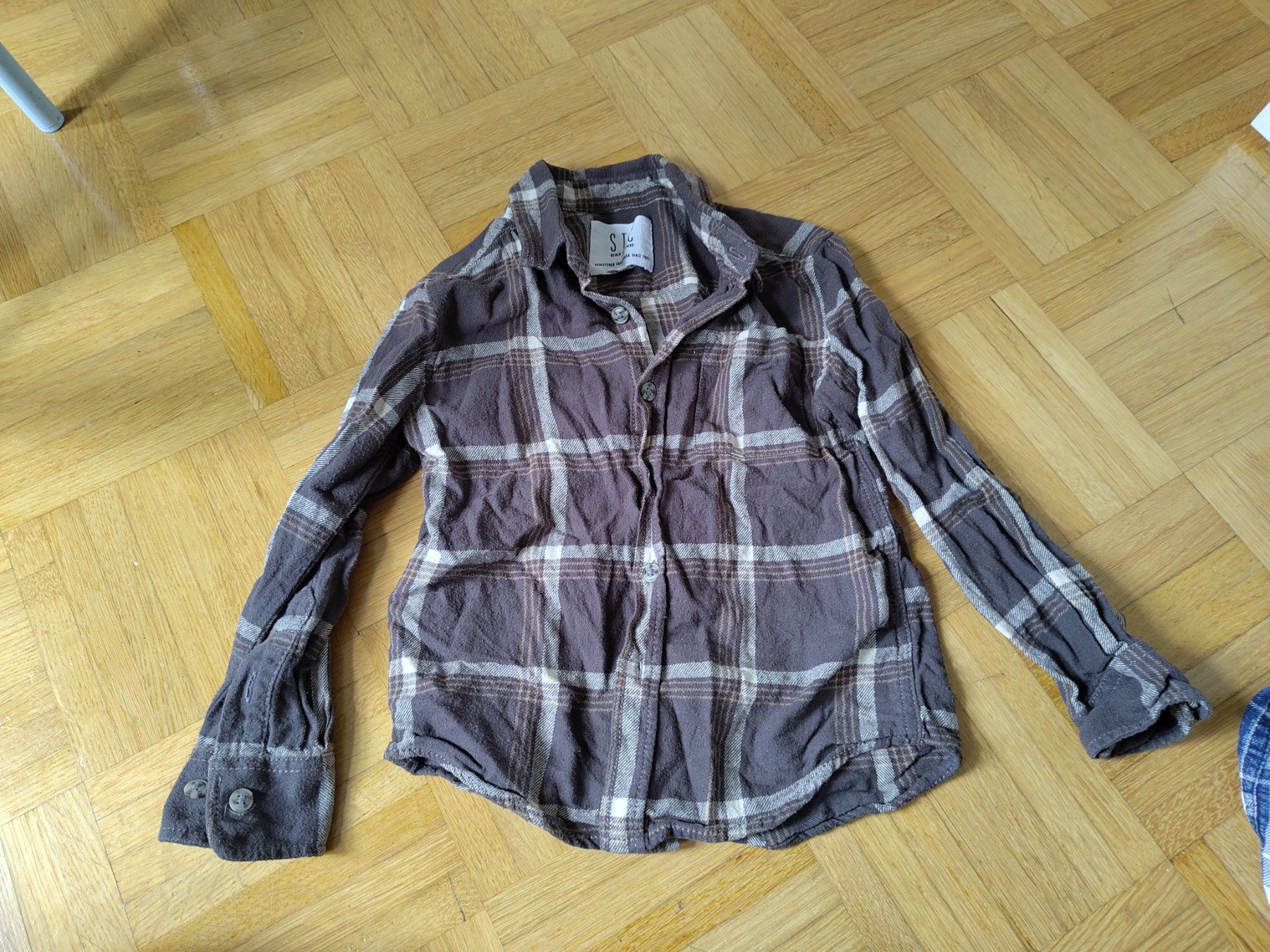 Camicie, T-shirt & Polo: Zwei coole Hemden kariert 104 – Usato da Jona venduto da tschounaess 3
