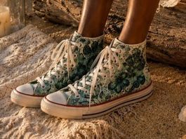 Sehr schöne Converse Schuhe Sneaker bedruckt 38