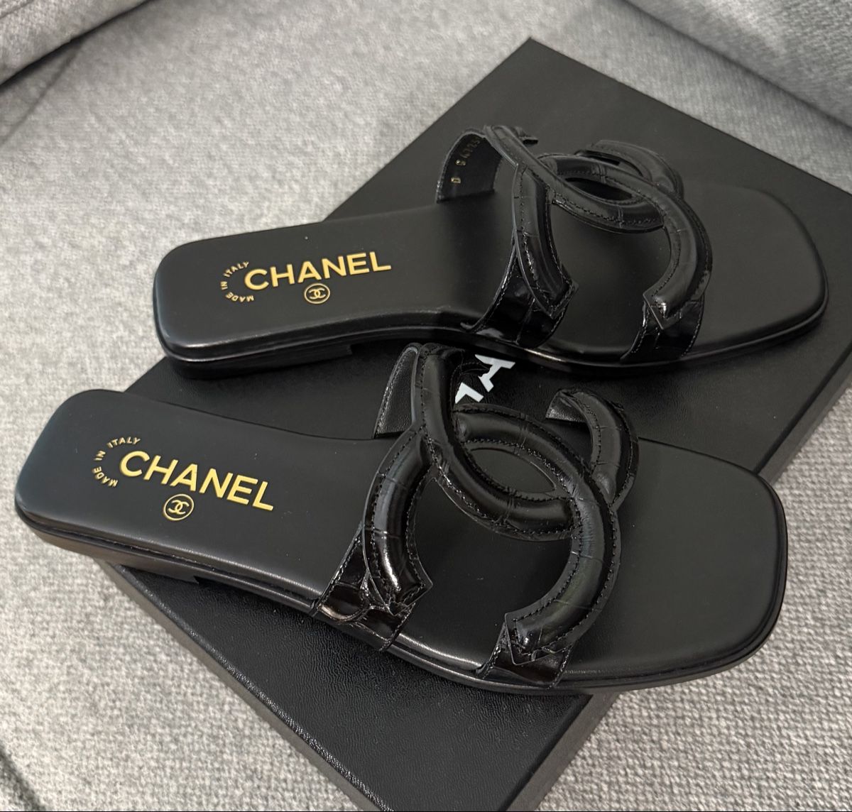 Chanel Scarpe da donna: CHANEL mules gr. 39 NEU – Nuovo e nell'imballaggio originale da Pfäffikon SZ venduto da happy.life 1