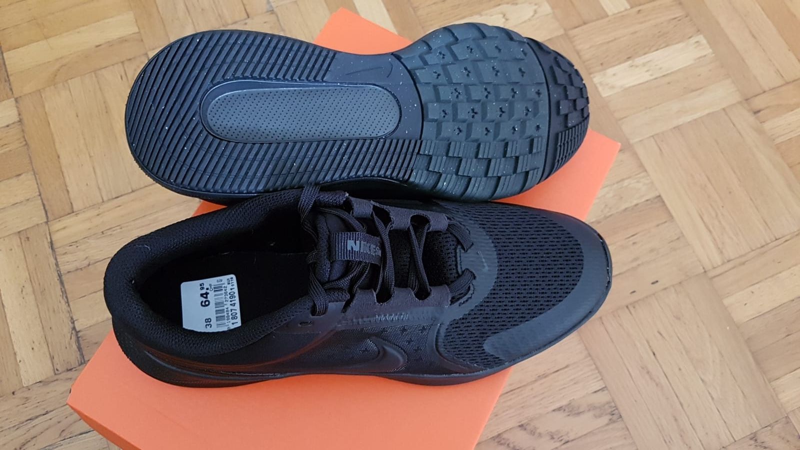 Nike Scarpe da uomo: Nike STAR RUNNER 5 GS,Gr.38 – Nuovo e nell'imballaggio originale da Zürich venduto da ata_c8nh 3