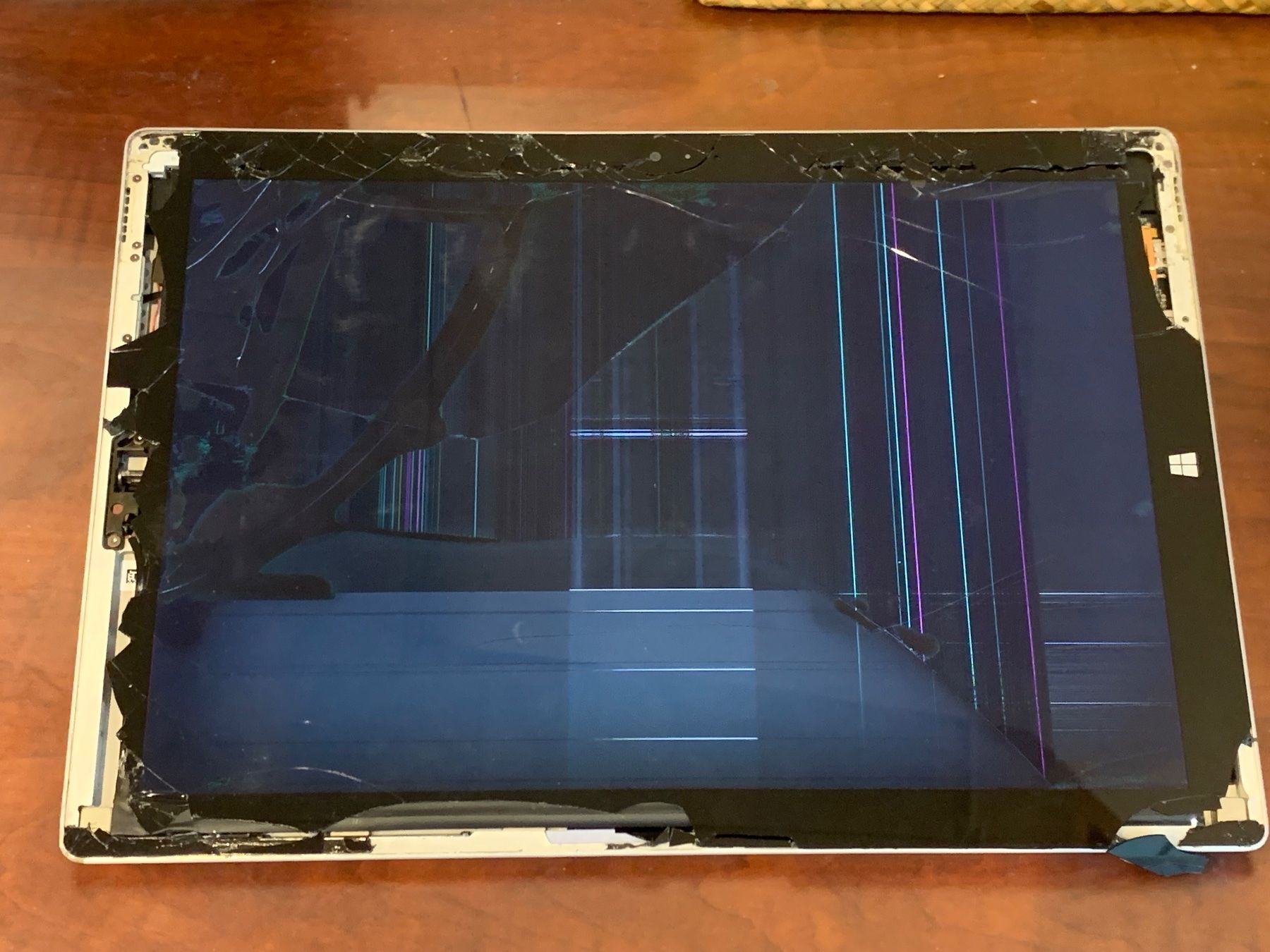 Microsoft Tablet PC: Surface Pro 3 4GB+128GB Silver Defekt – Difettoso da Wetzikon ZH venduto da uelivernetzt 3