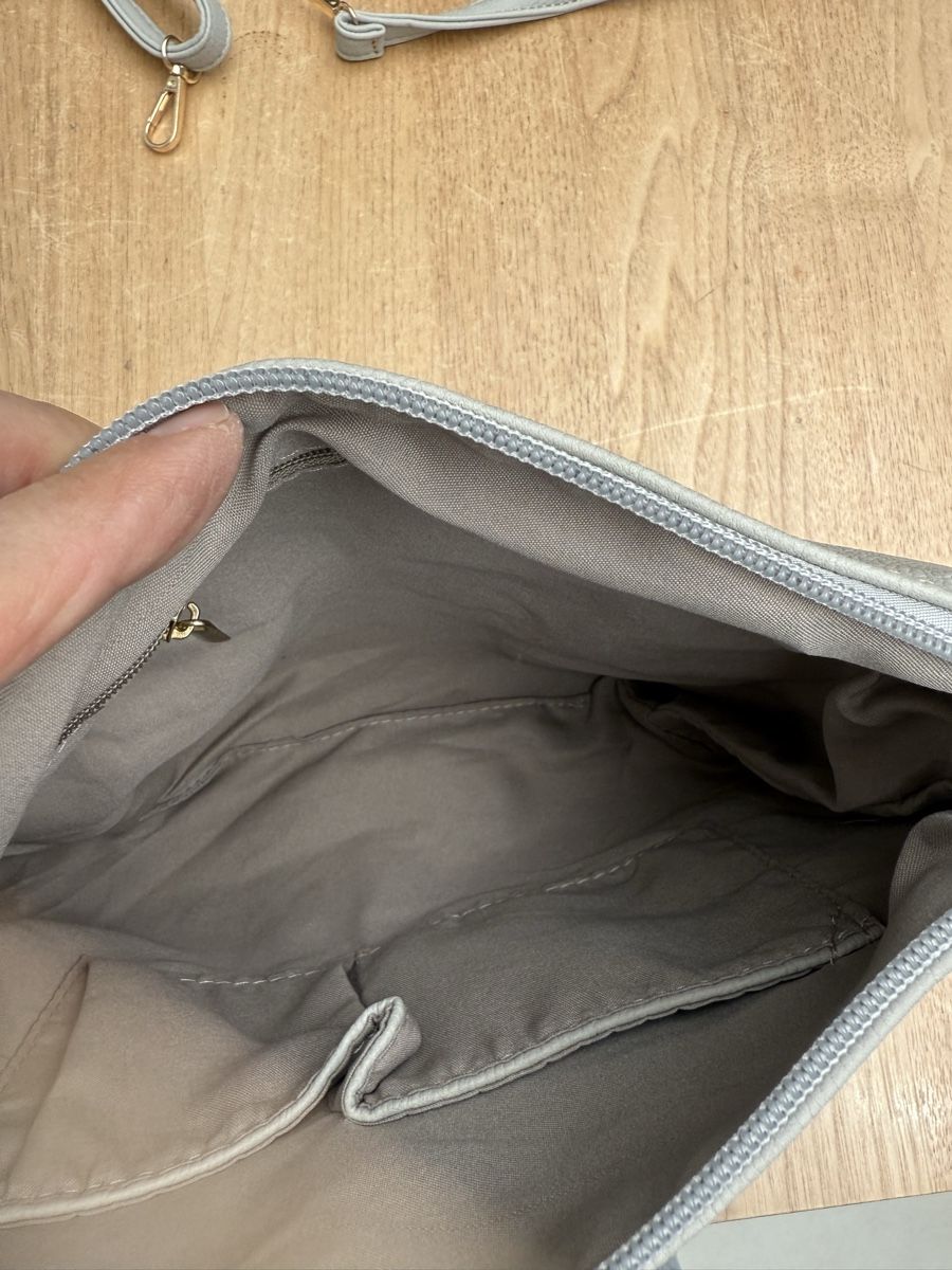 Taschen für Damen: Tasche – Gebraucht aus visp von Kmemo1 3