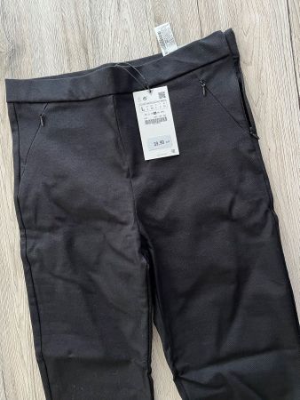 Neu und unbenutzt: Tech Leggins Zara Schwarz Gr. L