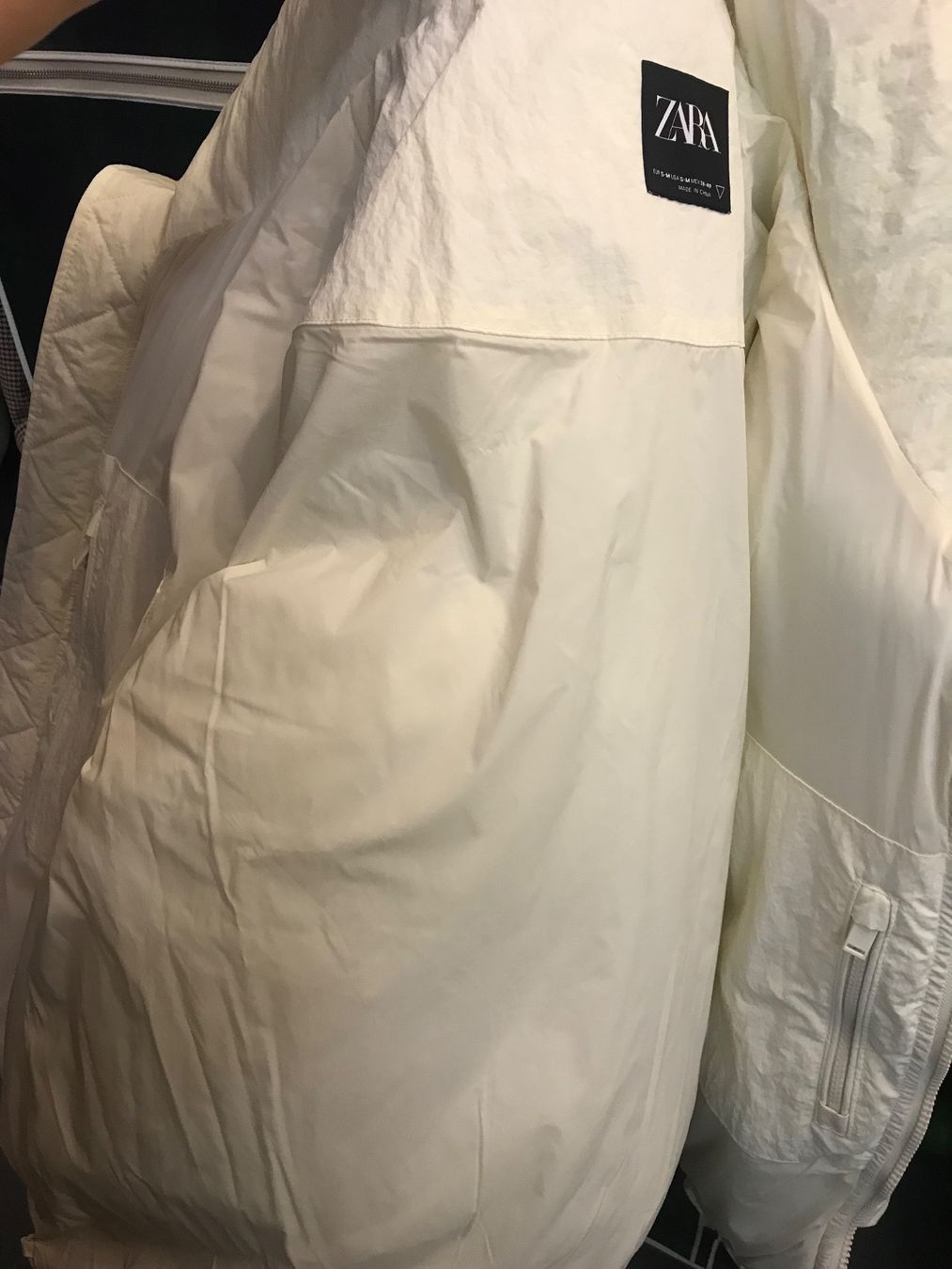 Zara Vestes: Zara Jacke Neu – Neuf avec emballage d'origine à Obfelden par cesarina10 4