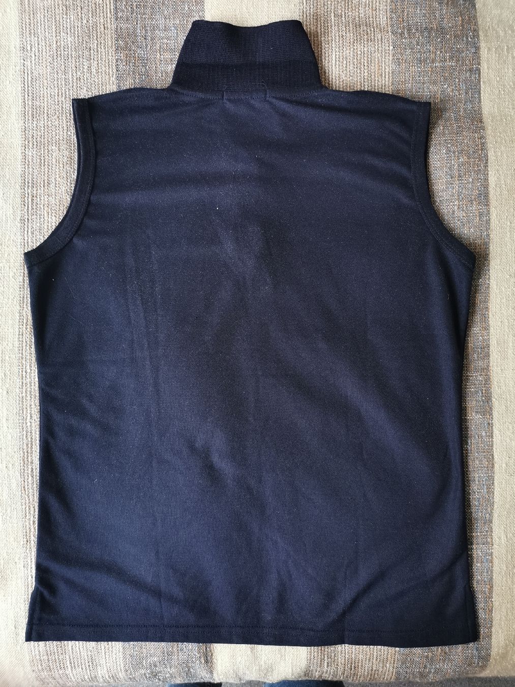 T-shirt: Dunkelblaues Shirt, Gr. S – Nuovo (secondo la descrizione) da Ostermundigen venduto da AlwaysHaveFun90 1