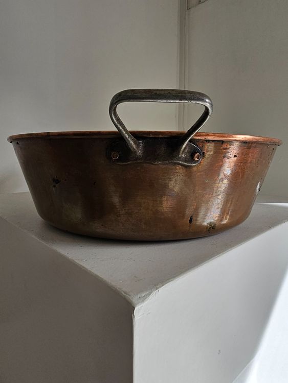 Plat Ancien En Cuivre Signé MECAP – Objet De Décoration Vintage