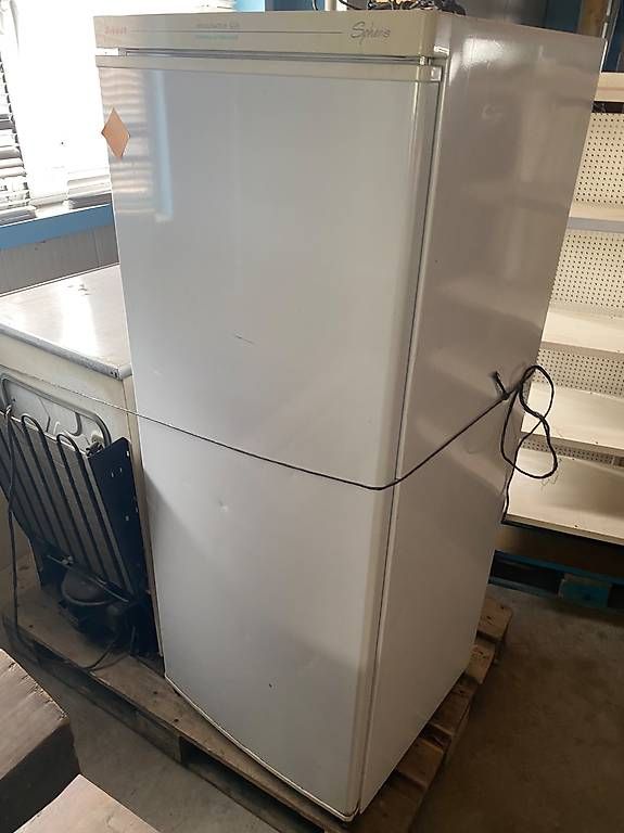 Kühlschrank: Frigo Réfrigerateur Brandt – Gebraucht aus Chamoson von a_laroyale