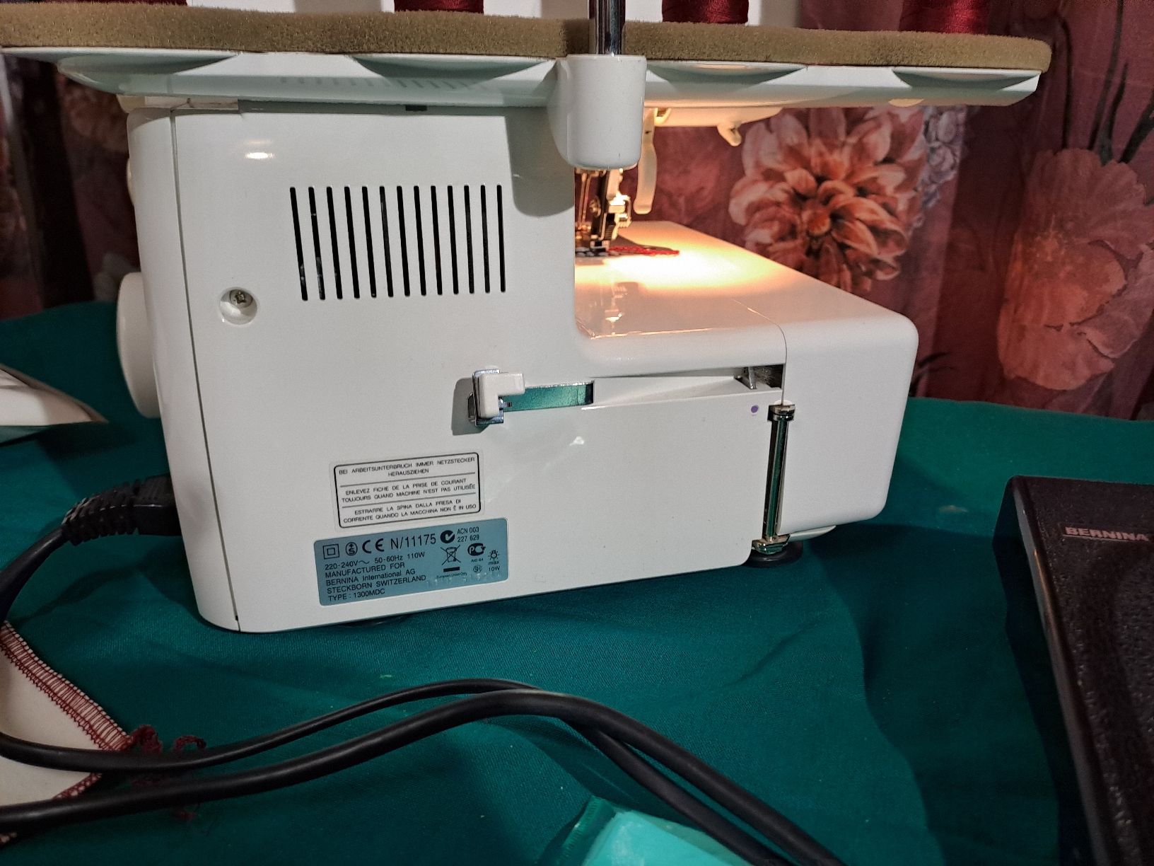 Bernina Machines à coudre: Bernina 1300MDC Overlock – D'occasion à Belp par amalija 3