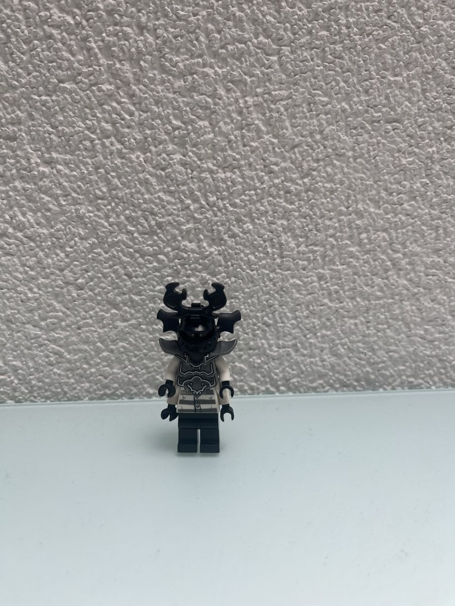 Lego Statuette: Lego Ninjago Minifigur – Usato da Kernenried venduto da natuerlichinholz