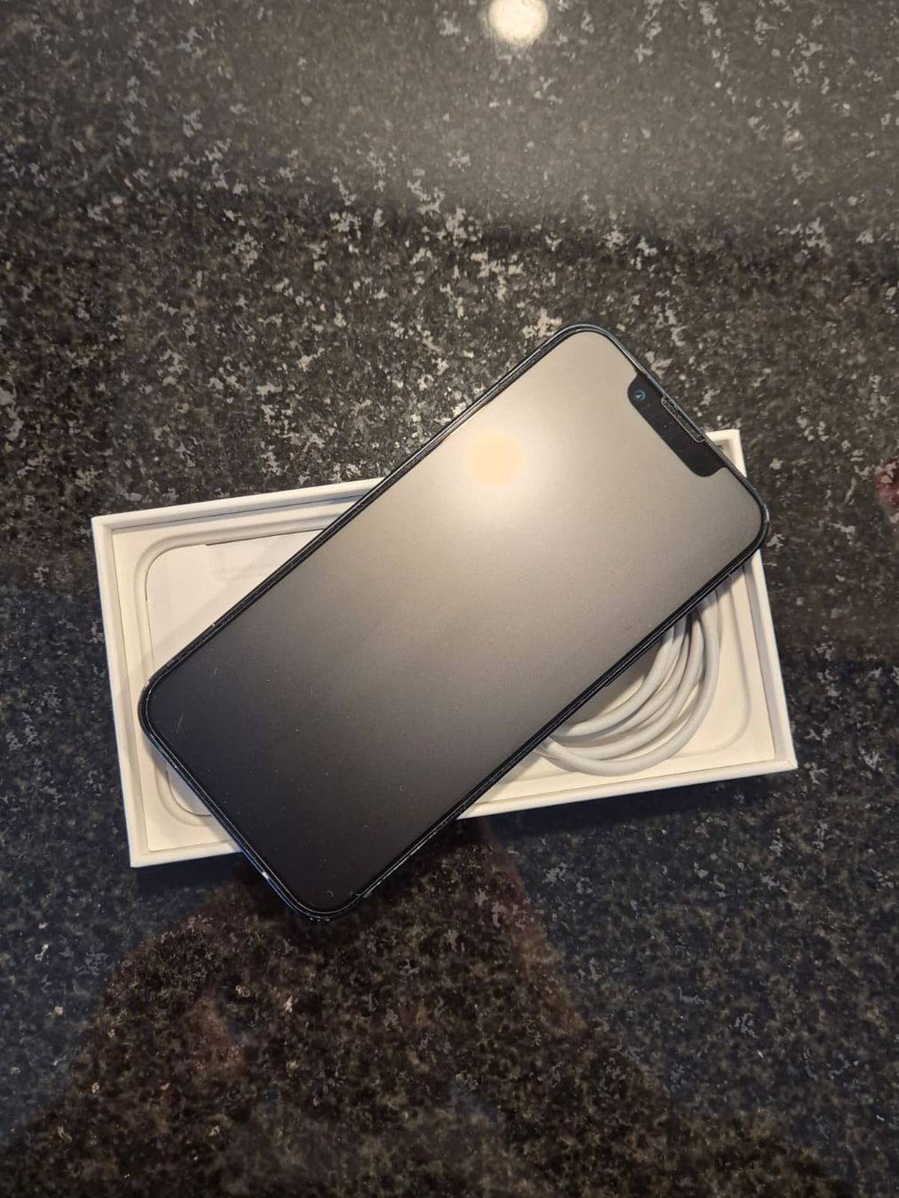 Apple Telefoni cellulari / Smartphones: iPhone 13 mini - 128GB - Midnight – Usato da Strengelbach venduto da Flobabo 1