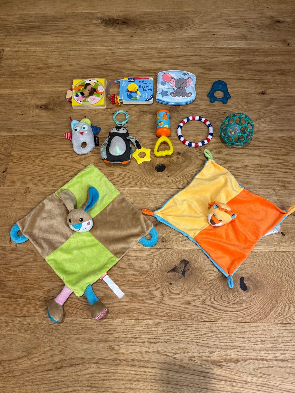 Giocattoli: Diverse Babyspielsachen – Nuovo (secondo la descrizione) da Kleindöttingen venduto da CorinaCoco