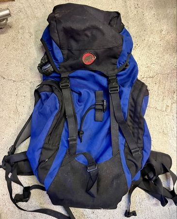 Mammut Touren- und Wanderrucksack ca. 35 Liter mit Regensch.